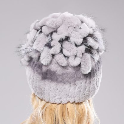Chic Winter Style Beanie - Image 3
